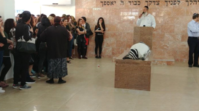 הלוויתו של לירון כראדי ז"ל  (צילום: אבשלום ששוני)
