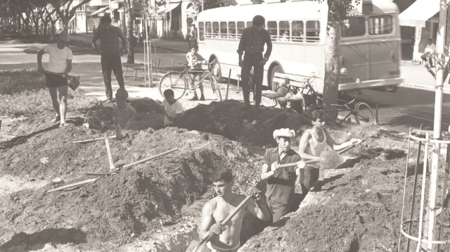 חפירת שוחות בתל אביב (צילום: Getty images)