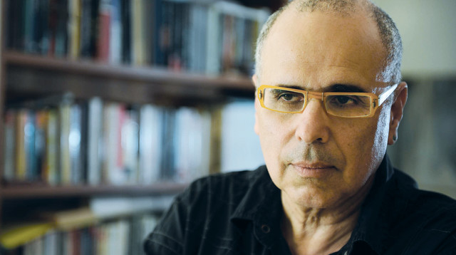 רוני ניניו במאי "כבודו" (צילום: רובי קסטרו)