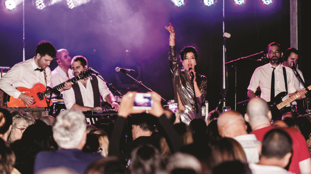 דיקלה בהופעה (צילום: ריטבו)