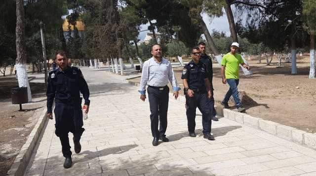 ח"כ מסעוד גנאים עולה להר הבית (צילום: לשכת ח"כ מסעוד גנאים)