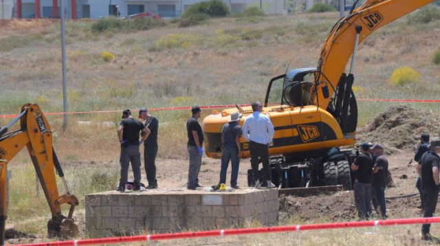 המשטרה מחפשת אחרי גופה בנתניה  (צילום: אבשלום ששוני)