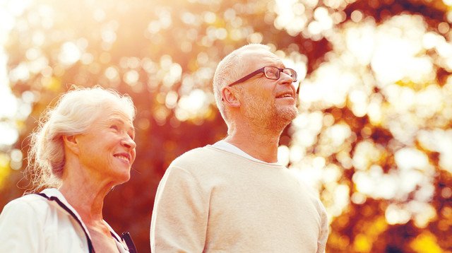 אנשים בגיל הפנסיה (צילום: אינג אימג')