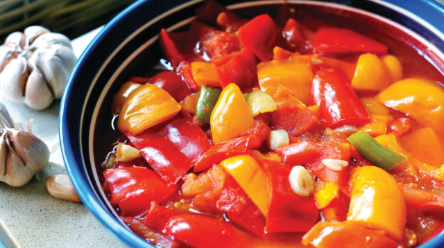 סלט פלפלים (צילום: פסקל פרץ רובין)