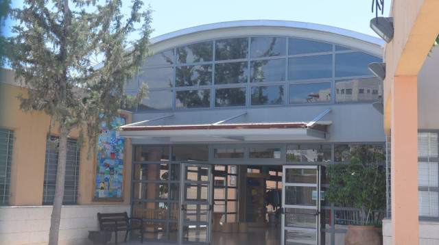 בית הספר בצפון תל אביב בו לימד שאול שמאי (צילום: אבשלום ששוני)