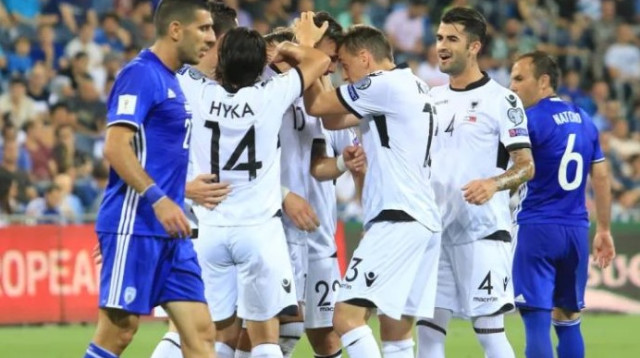 נבחרת אלבניה חוגגת מול ישראל (צילום: ערן לוף)