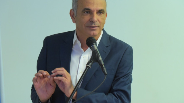 משה כחלון במסע"ת - מחיר למשתכן  (צילום: אבשלום ששוני)