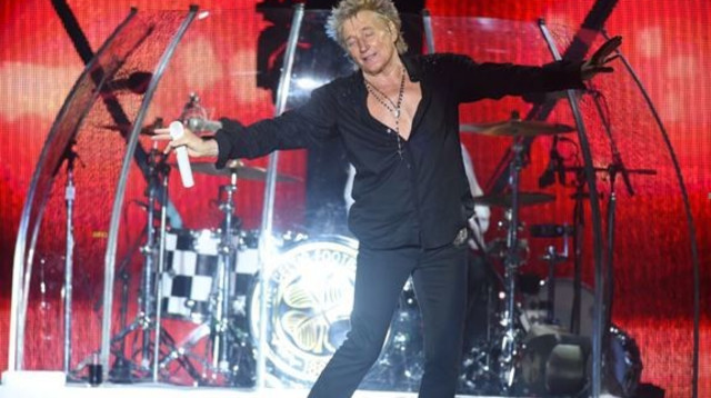 רוד סטיוארט בהופעה בפארק הירקון (צילום: ליאור כתר)