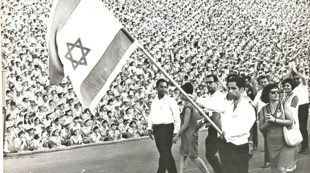 המשלחת הישראלית בפסטיבל הנוער הבינלאומי בבולגריה  (צילום: נתן זהבי)