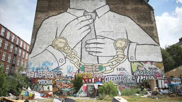 אמנות רחוב בברלין (צילום: Sean Gallup/Getty Images)