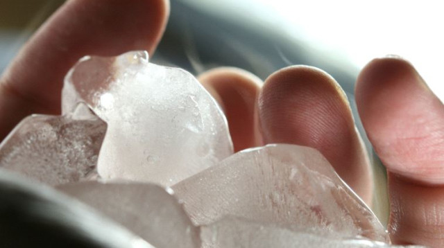 החביאה את גופת סבתה בפריזר (צילום: ingimage ASAP)