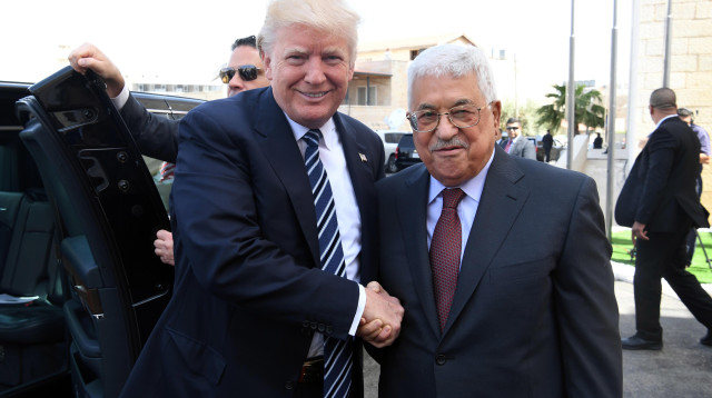 אבו מאזן עם דונלד טראמפ (צילום: Getty images)