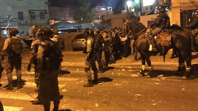 המהומות ביפו (צילום: דוברות המשטרה)