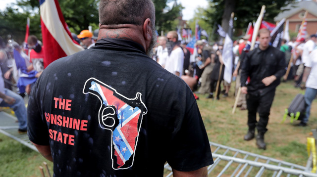 מפגינים בשארלוטסוויל (צילום: AFP)