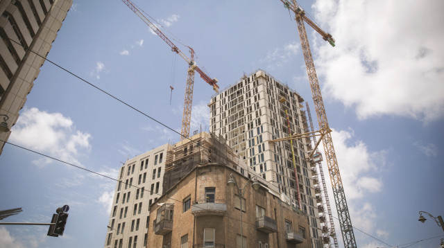 בניין דירות (צילום: הדס פרוש, פלאש 90)