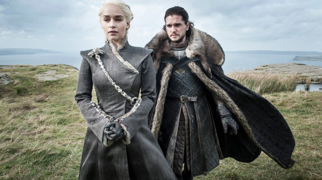 דאינריז טרגריין, ג'ון סנואו (צילום: yes)