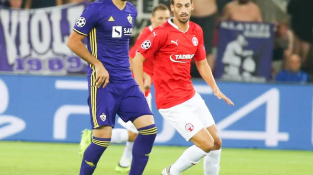 קבהא מול איינבינדר במשחק בבאר שבע (צילום: דני מירון)