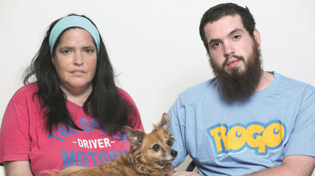 אורית ויזל־גלילי ובנה אור (צילום: אריאל בשור)