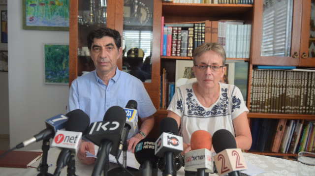 לאה ושמחה גולדין (צילום: אבשלום ששוני)