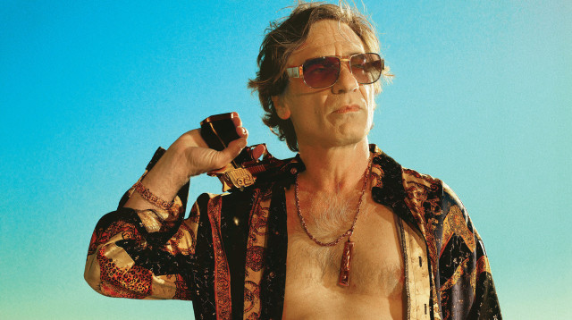 אלון אבוטבול ב"שלג צח" (צילום: יח"צ)