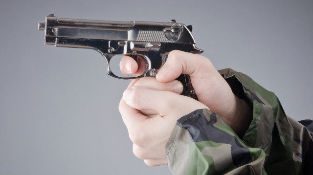 אקדח, אילוסטרציה (צילום: אינג אימג')