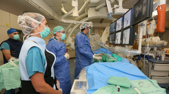 ניתוח מוח בבית החולים רמב"ם (צילום: דוברות רמב"ם)