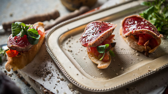 ברוסקטה טונה של fishop (צילום: בן יוסטר)