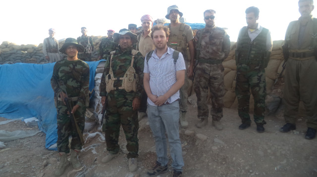 ליאור דיין ולוחמי הפשמרגה (צילום: יח"צ)