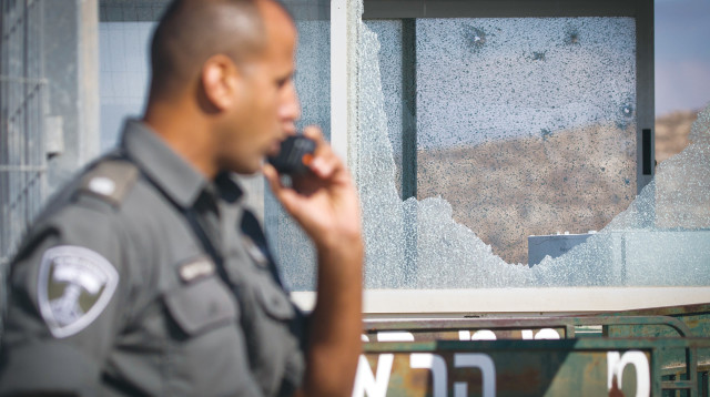 לוחם מג"ב (צילום: יונתן זינדל, פלאש 90)