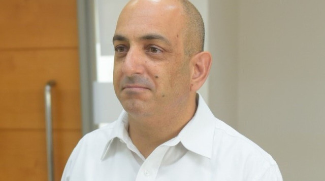 דוד שרן בדיון בבית המשפט ראשלצ (צילום: אבשלום ששוני)