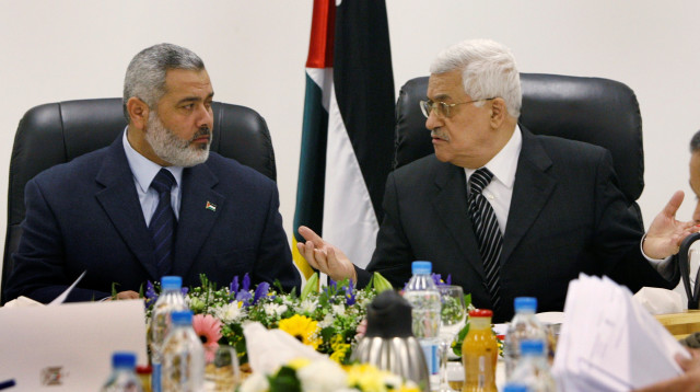 אבו מאזן ואיסמעיל הנייה (צילום: רויטרס)