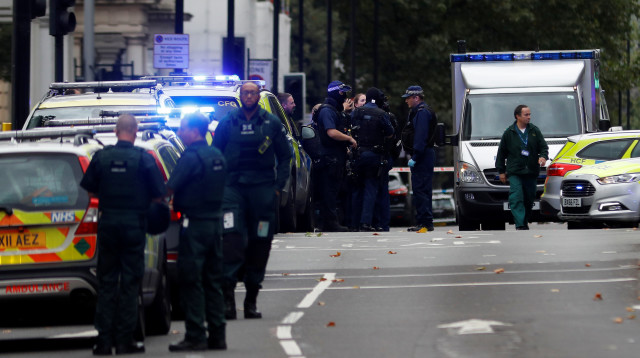 אירוע דריסה בלונדון סמוך למוזיאון ההיסטוריה והטבע (צילום: רויטרס)