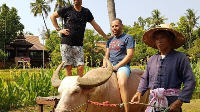 "טיול אחרי צבא", פבלו רוזנברג וגל תורן, באדיבות כאן 11 (צילום: זיו שמש)