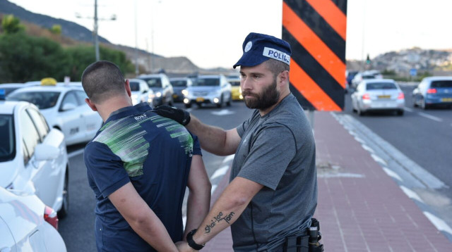 מצער חשוד בניהול רשת סמים ענקית (צילום: דוברות המשטרה)