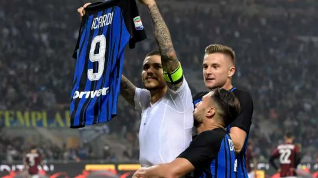 מאורו איקרדי (צילום: AFP)