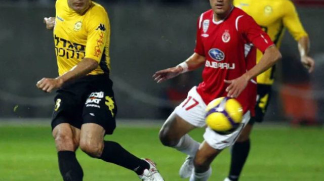 לואיס מרין במדי נתניה (צילום: אלן שיבר)