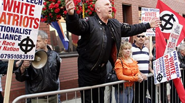 הפגנת הימין הקיצוני בבריטניה (צילום: רויטרס)