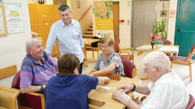 מנכ"ל עמותת מטב, ליאור שטרסברג (צילום: אלוני מור)