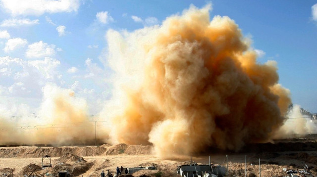 פיצוץ מנהרה בעזה (צילום: עבד ראחים חטיב, פלאש 90)