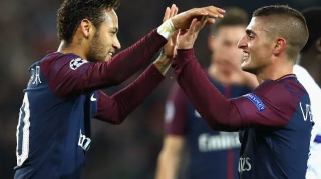 ניימאר חוגג (צילום: AFP)