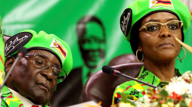 גרייס ורוברט מוגאבה (צילום: רויטרס)