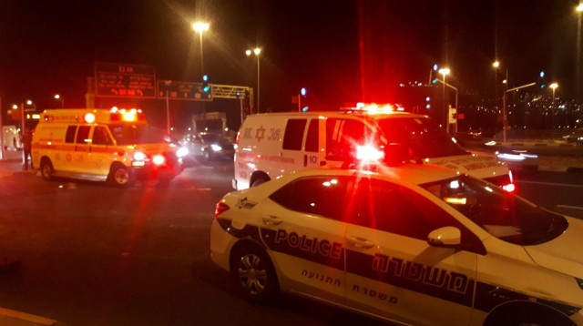 תאונת דרכים בצומת יגור (צילום: דוברות מד"א כרמל)