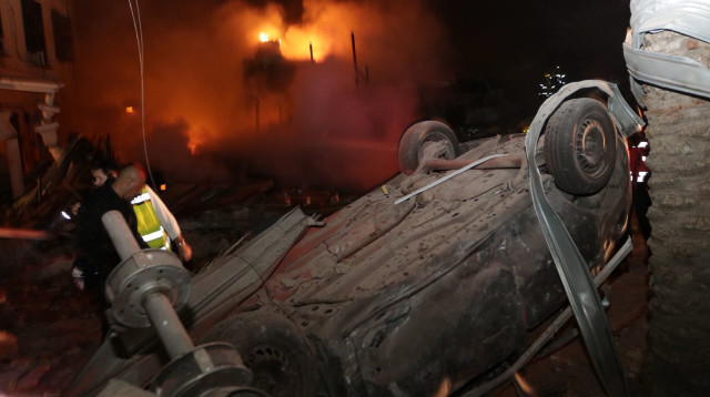 זירת הפיצוץ ביפו  (צילום: אלוני מור)