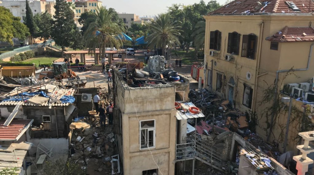 קריסת המבנה ביפו (צילום: אבשלום ששוני)