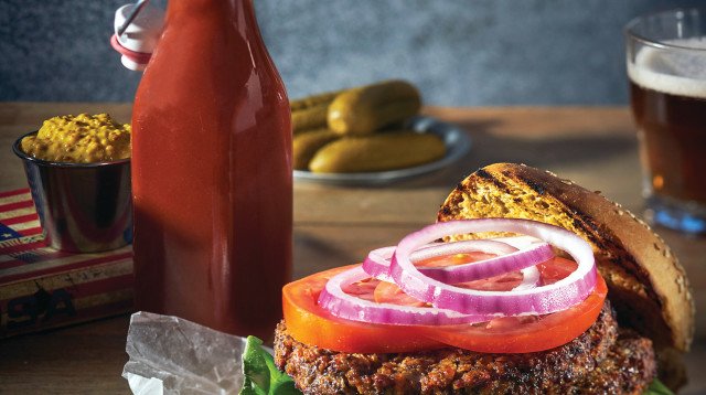 המבורגר עדשים ושיטאקה (צילום: אנטולי מיכאלו)