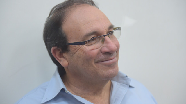 דב צור בהארכת מעצר (צילום: אבשלום ששוני)