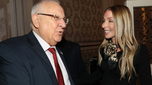 רונית חסין הוכמן וראובן ריבלין (צילום: סיון פרג')