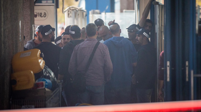 זירת פיגוע הדקירה בירושלים (צילום: יונתן זינדל, פלאש 90)