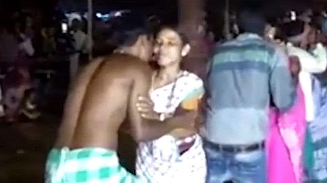 תחרות נשיקות (צילום: יוטיוב)