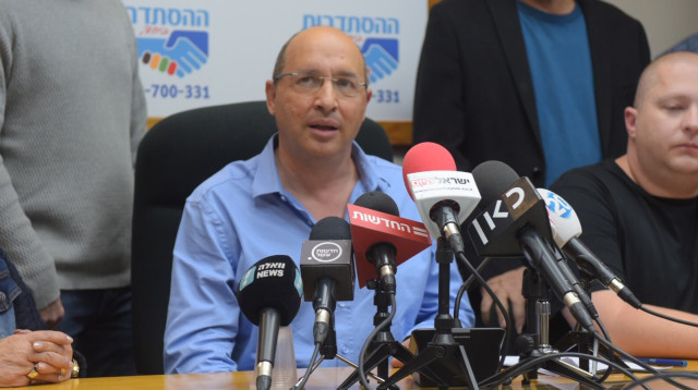 יו"ר ההסתדרות אבי ניסנקורן (צילום: אבשלום ששוני)